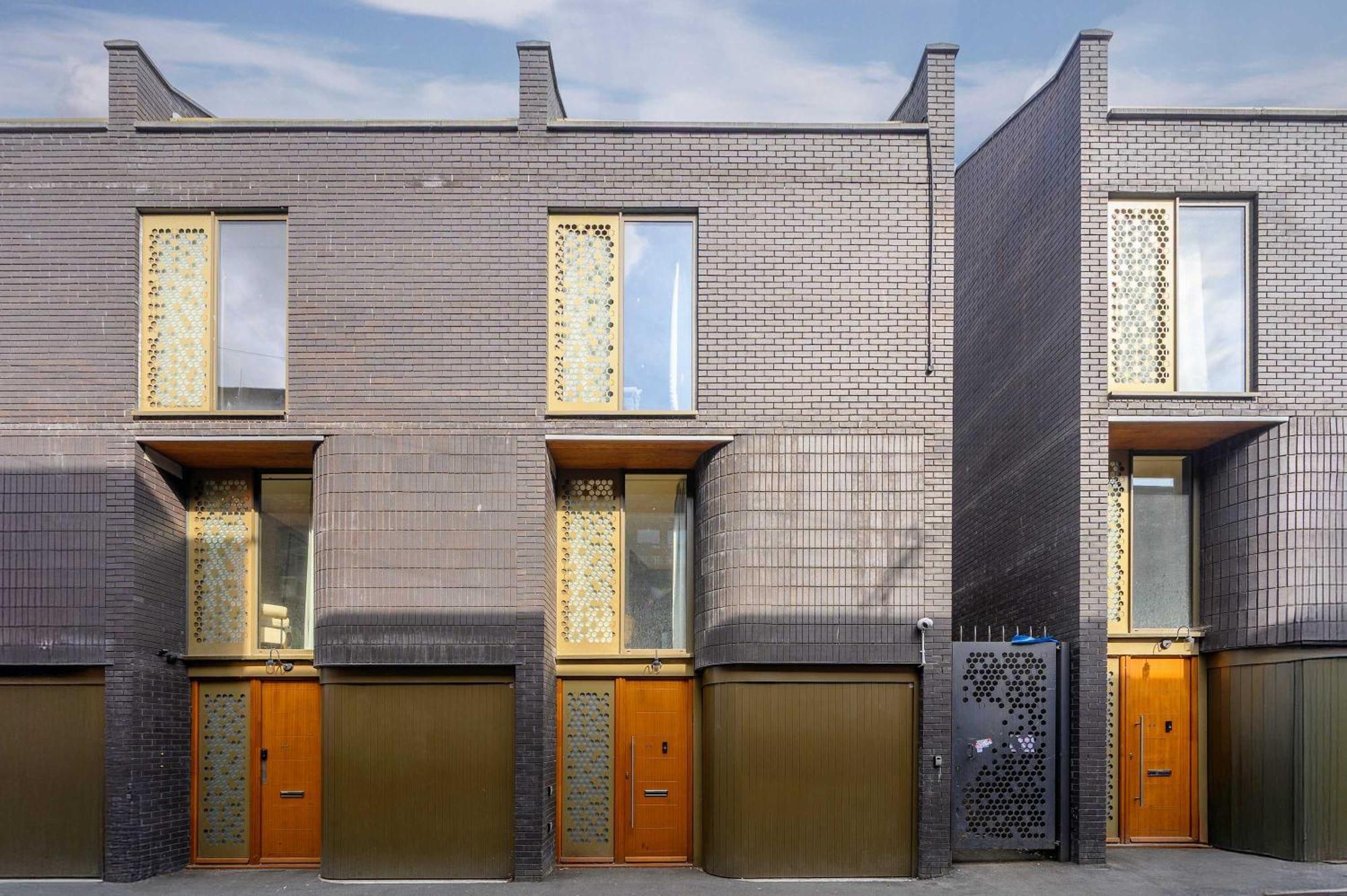 4 Bed Canal St Villa Free Parking — Photos 1